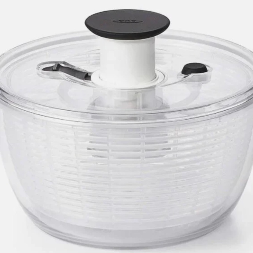 OXO Black and Clear Salad Spinner, 6.22 Qt  
(BRAND NEW)